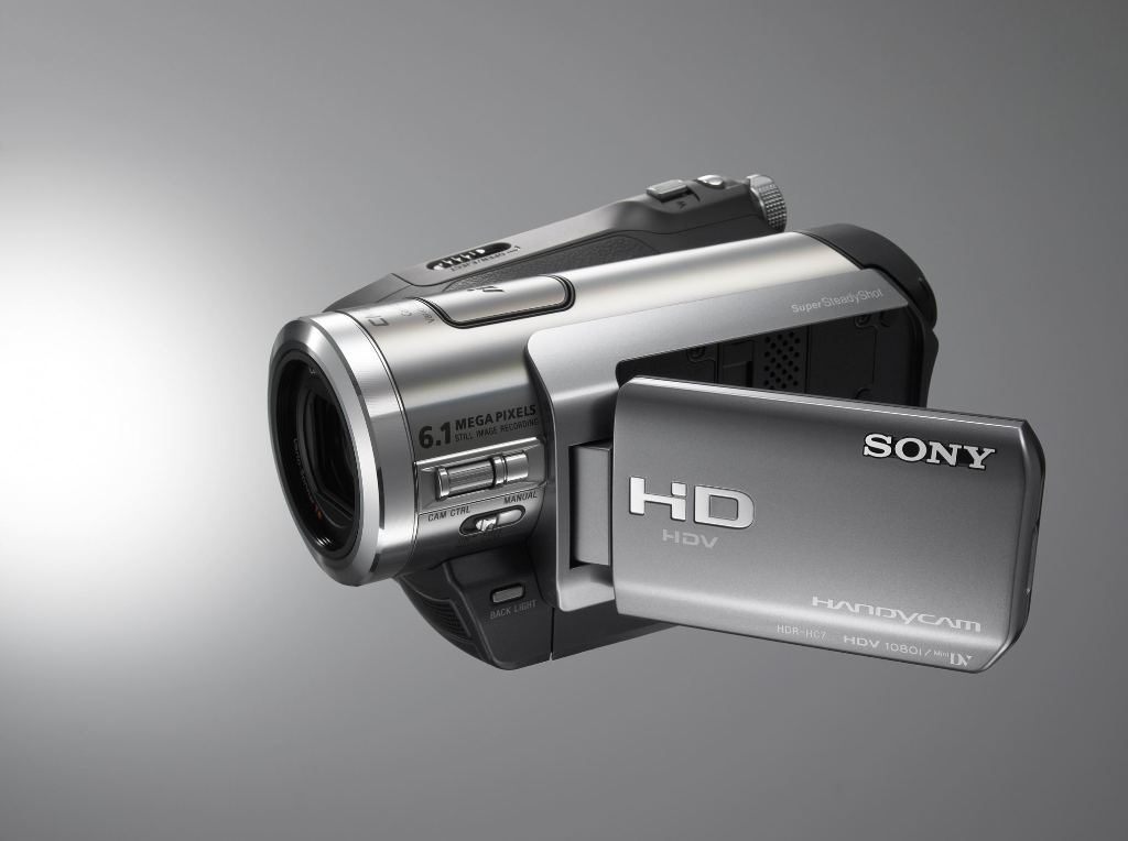 Hdr видеокамер. Sony HDR-hc7. Видеокамера Sony HDR-hc7e. Sony Handycam HDR hc7. Sony HDR-hc7e 1080 видеокамера.