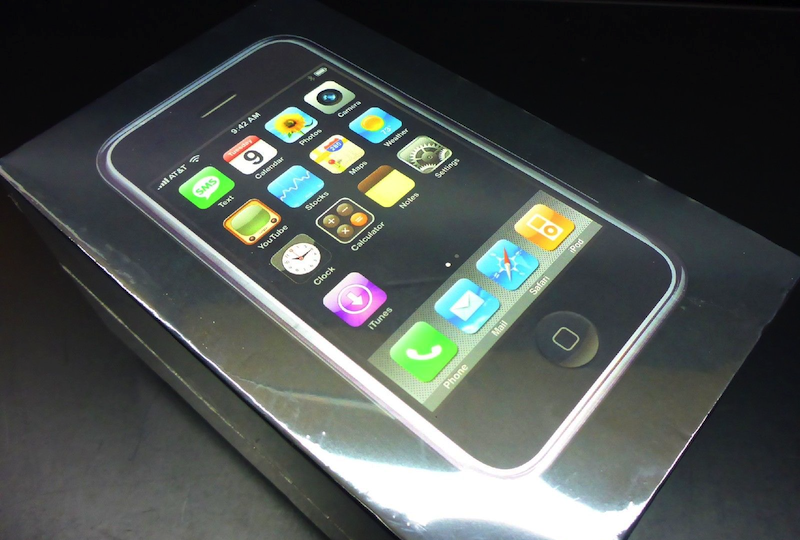 10 ans après, l'iPhone Edge s'arrache à prix d'or
