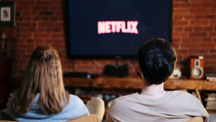 Netflix : Il Faudrait Plus De 4 Ans De Binge-watching Pour Voir Tout Le ...