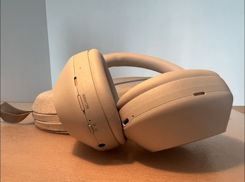 Test Sony WH-1000XM5 : faut-il craquer pour le nouveau casque star