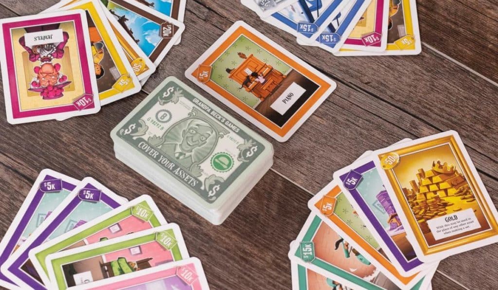 Cache ton Ca$h : le jeu de cartes qui cartonne aux US débarque en