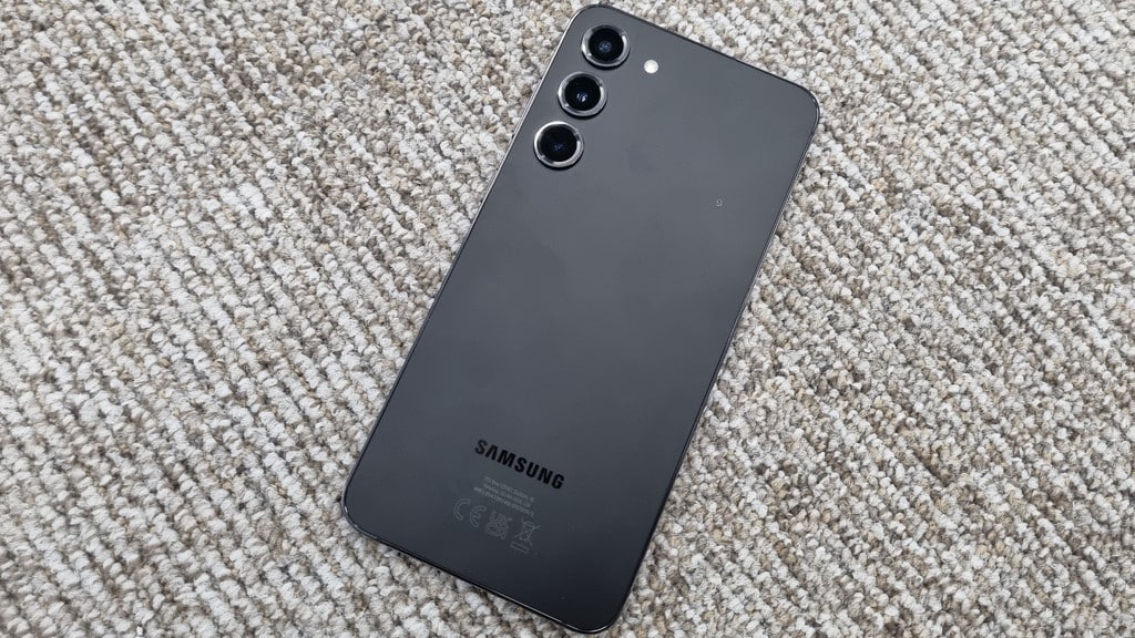 Galaxy A : Samsung va abandonner le chargeur inclus dans la boîte