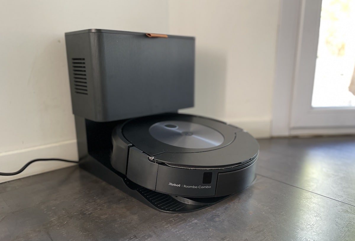 Aspirateur robot Roomba - i7558 - Noir IROBOT : l'aspirateur robot