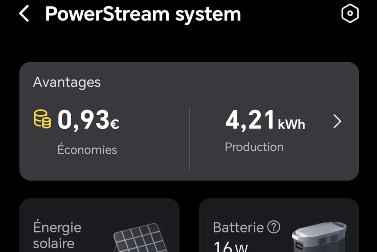 Test EcoFlow PowerStream: une petite révolution Plug&Play pour optimiser sa  production solaire, de jour comme de nuit ! - Maison et Domotique