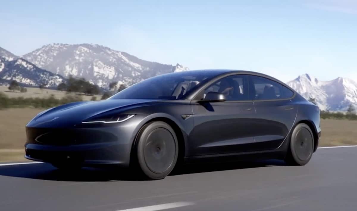 Nouvelle Tesla Model 3 : elle intègre la fonction capot actif pour protéger  les piétons