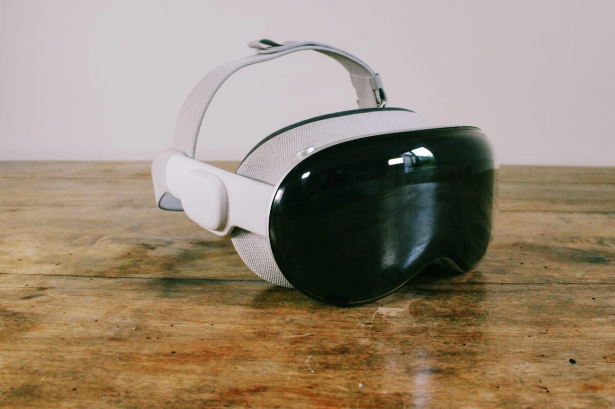 apple vision pro échec ventes production casque de réalité mixte réalité virtuelle réalité augmentée