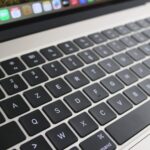 Le MacBook Pro d’Apple avec écran OLED ferait ses débuts en 2026, le MacBook Air OLED arriverait d’ici 2027