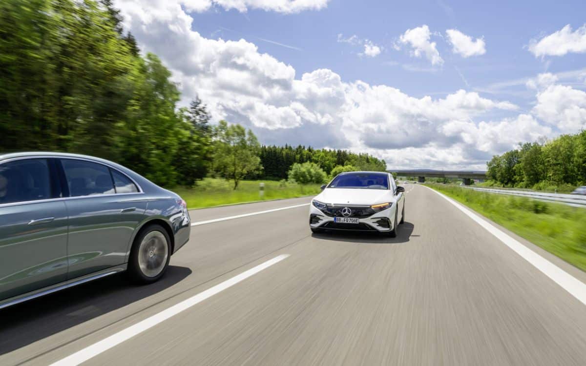 Mercedes conduite semi-autonome ALC mise à jour over-the-air