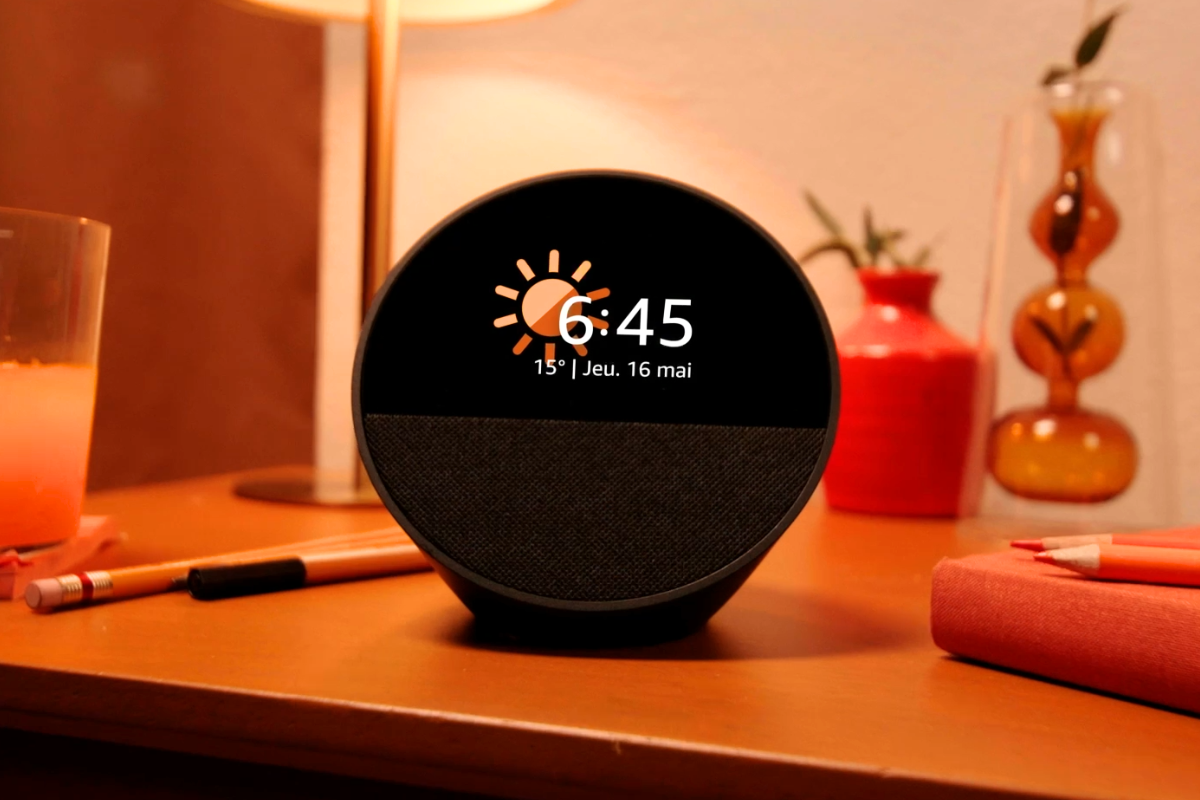 Amazon Echo Spot 2024 réveil connecté Alexa Prime