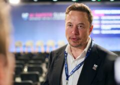 Elon Musk SpaceX X transgenres