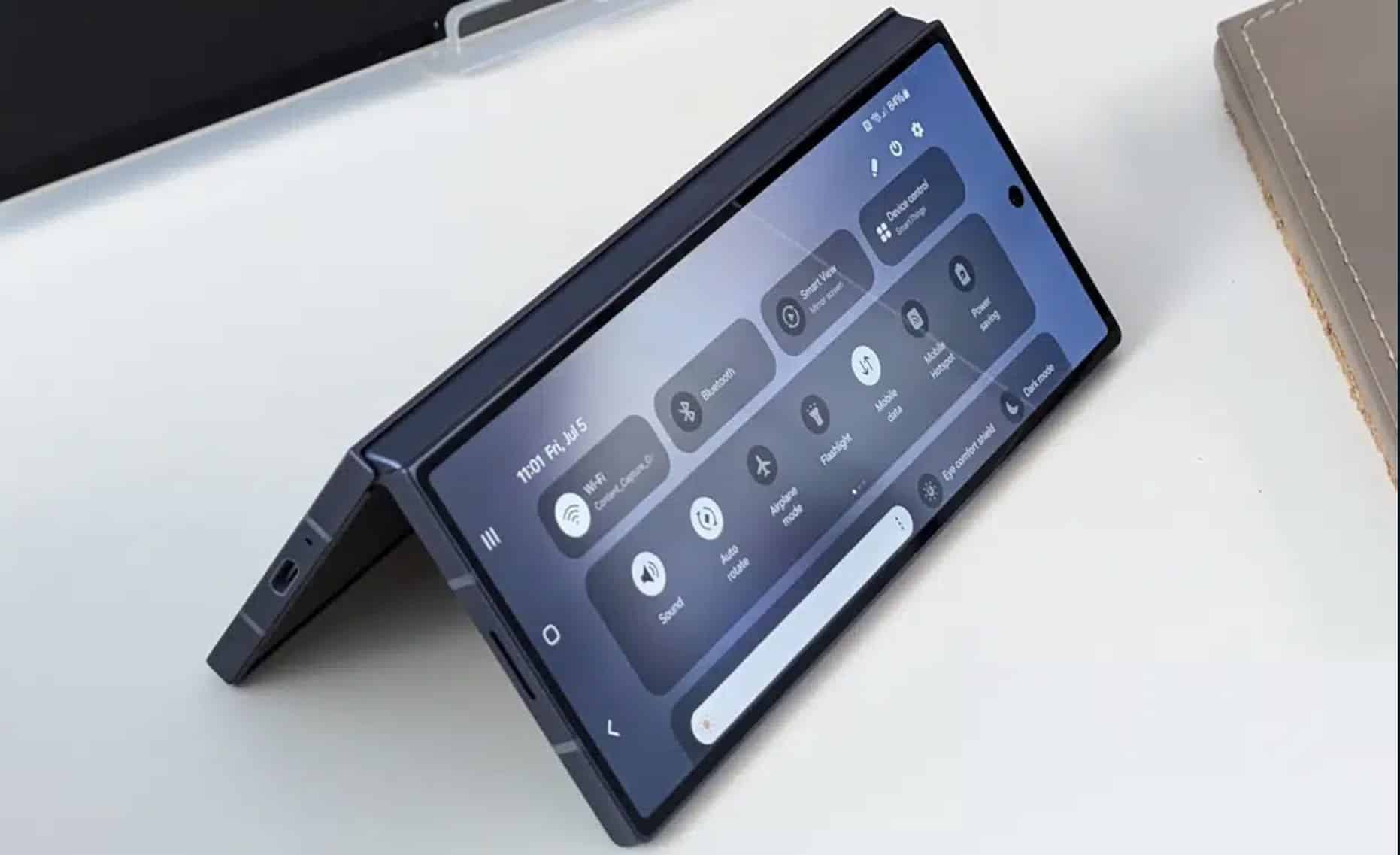 Galaxy Samsung Z Fold 6 écrans