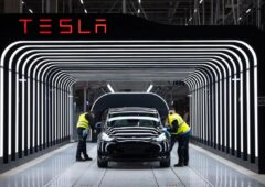 Tesla gigafactory berlin usine déforestation voiture électrique