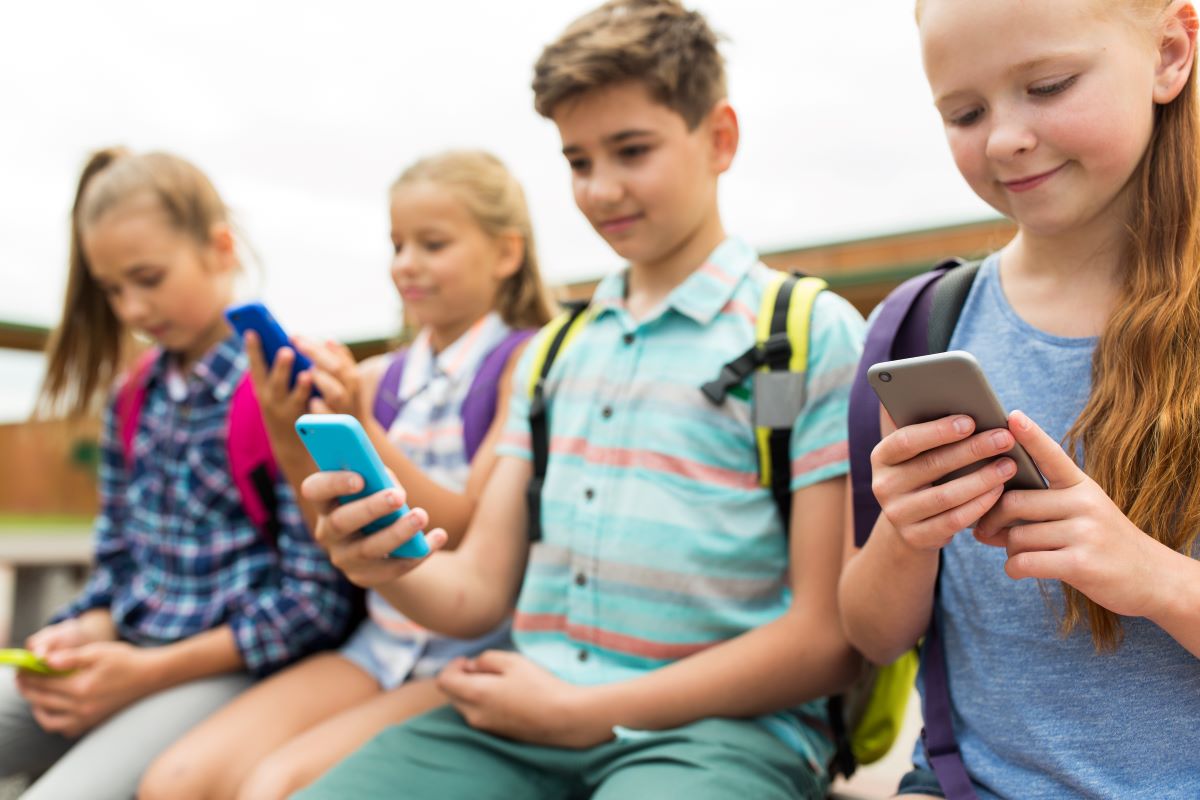 android contrôle parental smartphone école 