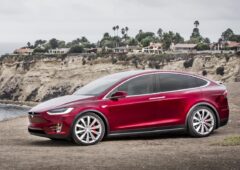 Une Tesla Model X de 2016