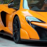 Un Youtubeur envoie sa McLaren dans le décor alors qu’il était en plein livestream