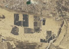 Panneaux solaires Chinois dans le désert de Kubuqi (2024)