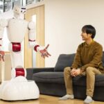 Des robots pour s’occuper des seniors, une future réalité au Japon